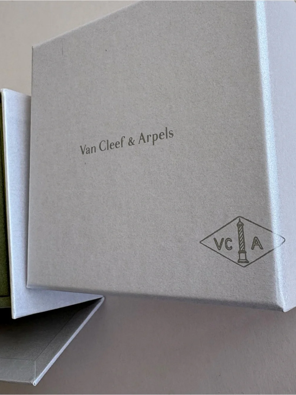 Van Cleef & Arpels Earrings Jewelry Box